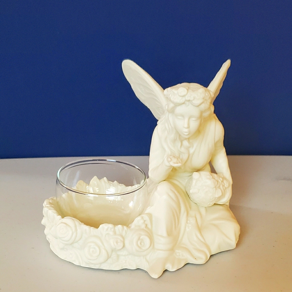 Angel decor candle holder